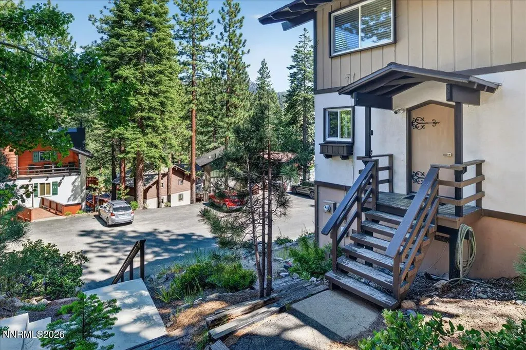 1367 Carinthia Incline Village NV 89451
