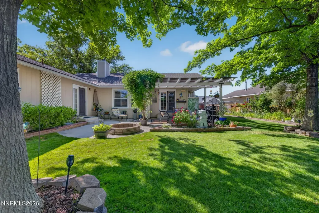 1492 Mary Jo Gardnerville NV 89460