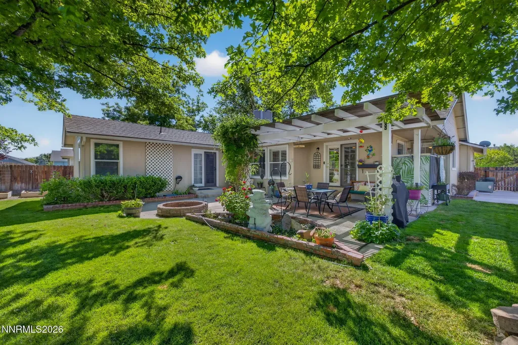 1492 Mary Jo Gardnerville NV 89460