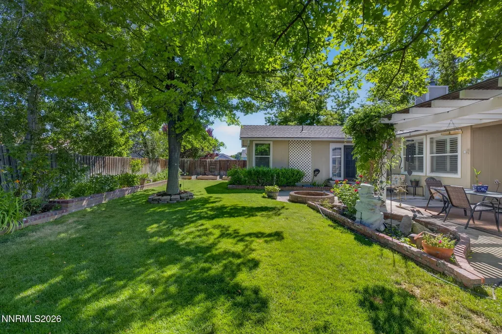 1492 Mary Jo Gardnerville NV 89460