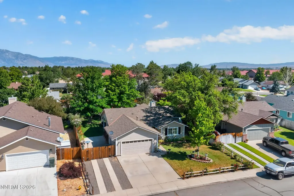 1492 Mary Jo Gardnerville NV 89460