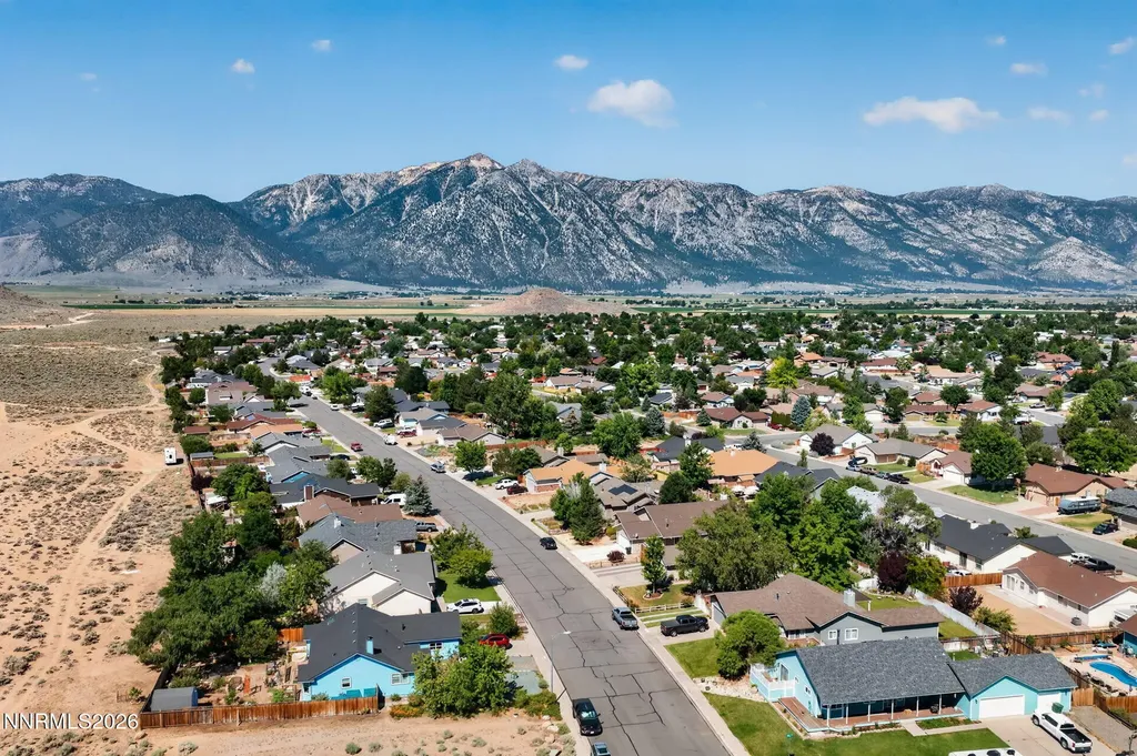 1492 Mary Jo Gardnerville NV 89460