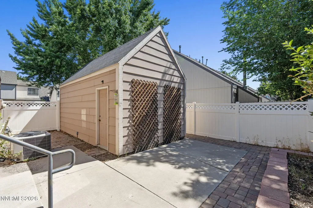 2575 Garfield Sparks NV 89431