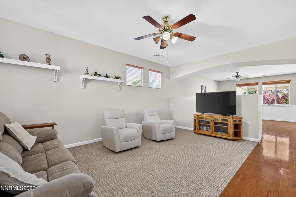 1319 Winnies Fernley NV 89408