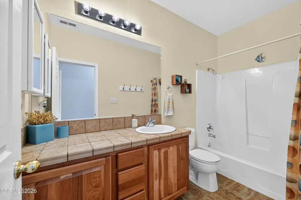 1319 Winnies Fernley NV 89408