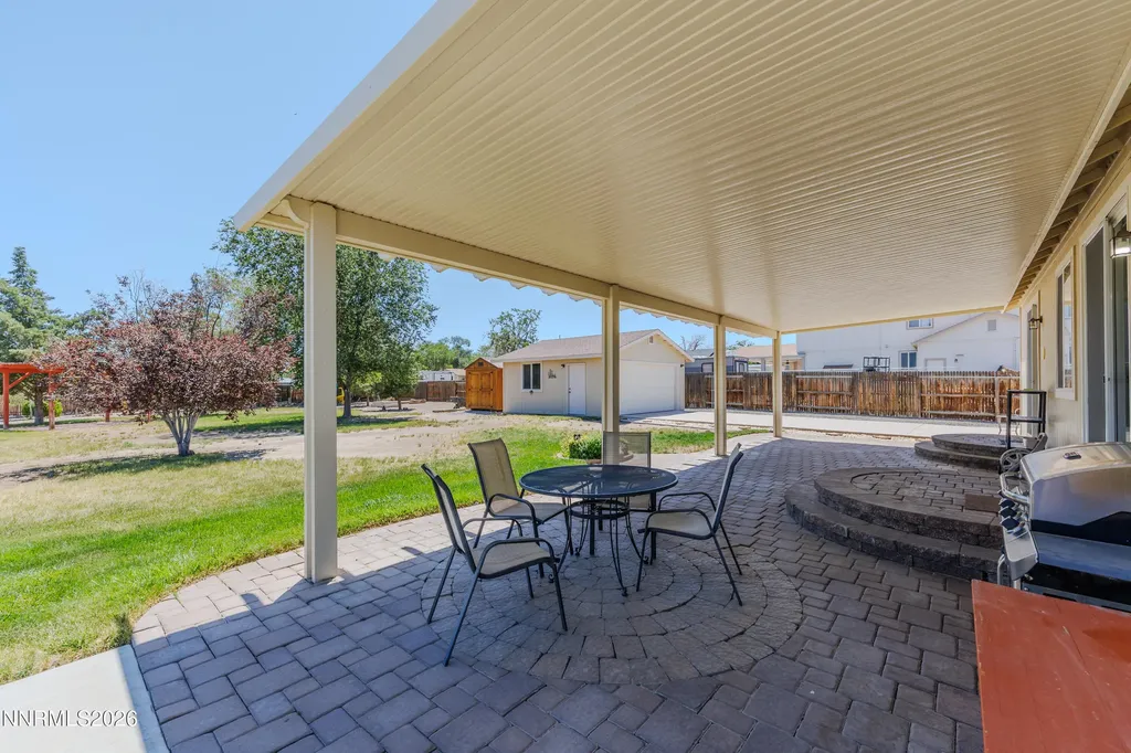 1319 Winnies Fernley NV 89408
