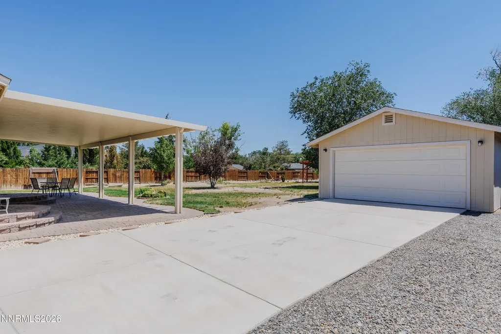 1319 Winnies Fernley NV 89408