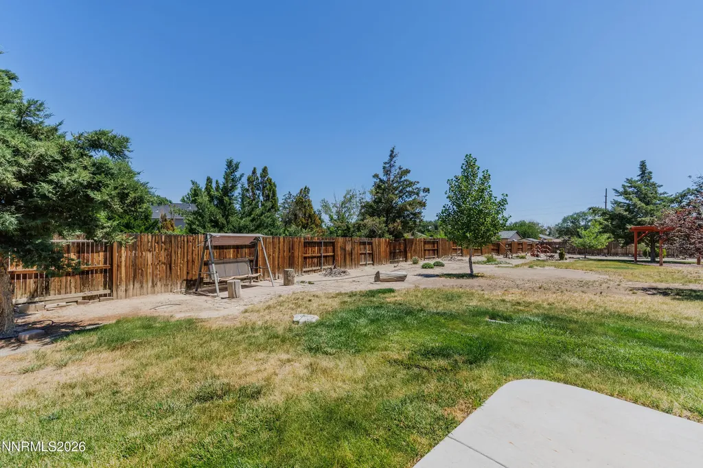 1319 Winnies Fernley NV 89408