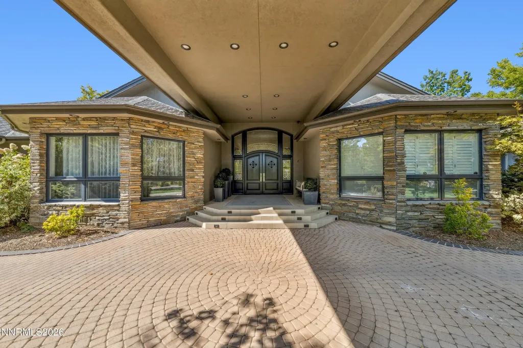 1456 Willow Creek Gardnerville NV 89410