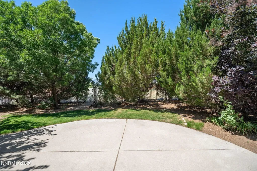 2555 Glen Eagles Reno NV 89523