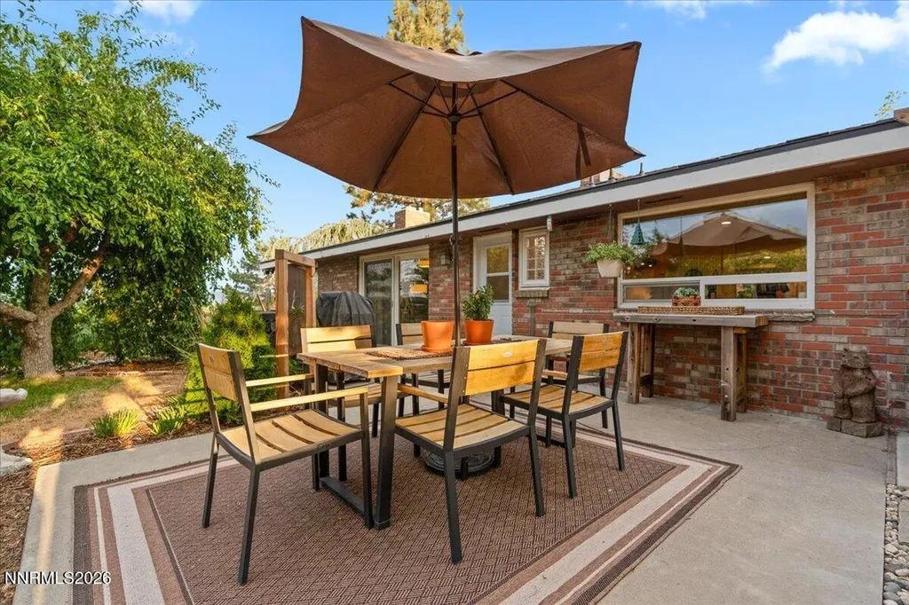 2475 Pioneer Reno NV 89509