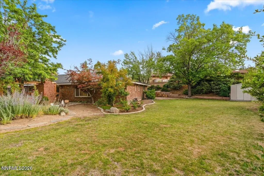 2475 Pioneer Reno NV 89509