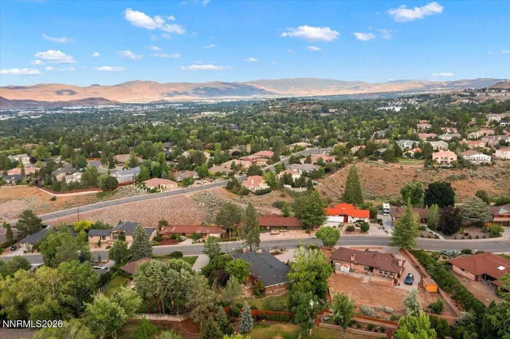 2475 Pioneer Reno NV 89509