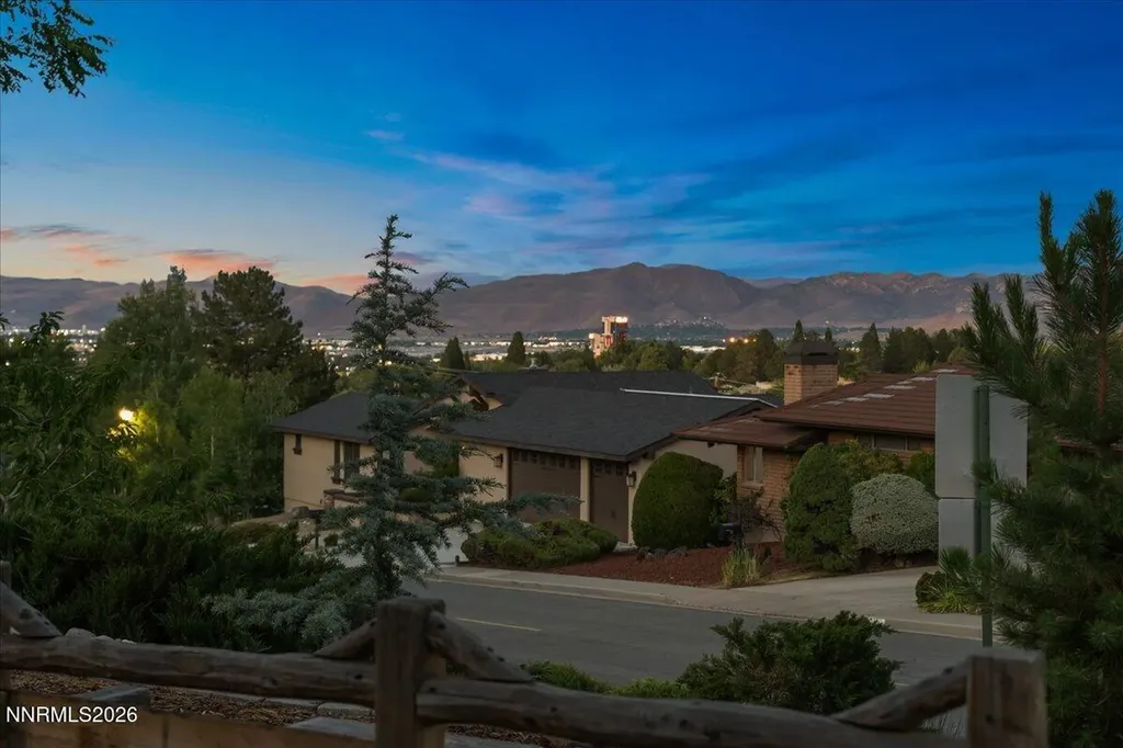 2475 Pioneer Reno NV 89509