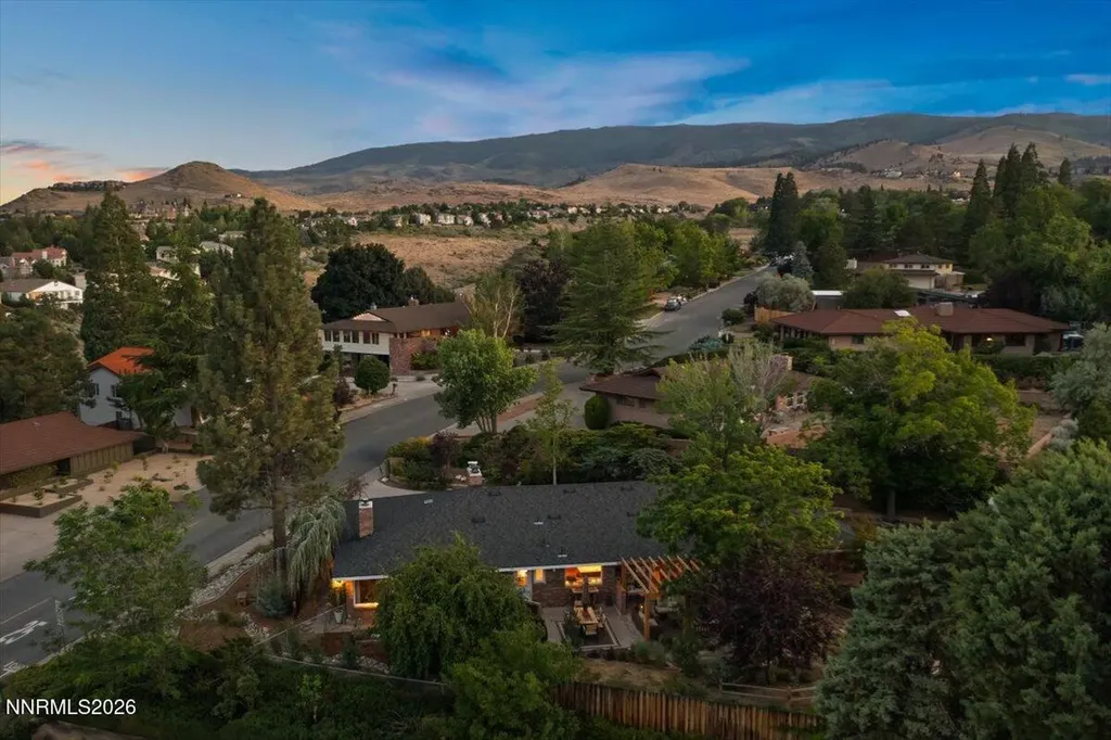 2475 Pioneer Reno NV 89509