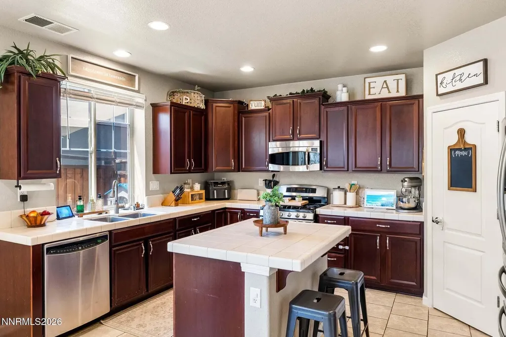 3959 White Oak Sparks NV 89436
