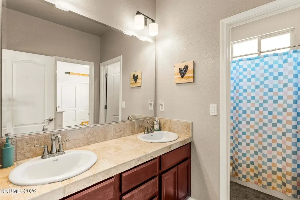 3959 White Oak Sparks NV 89436