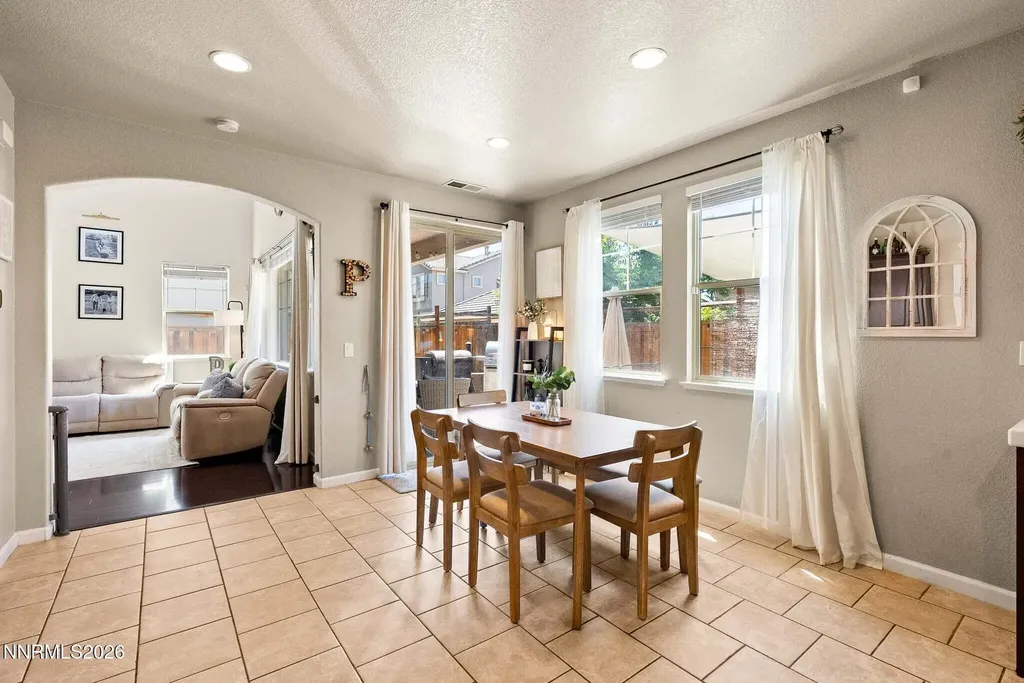 3959 White Oak Sparks NV 89436