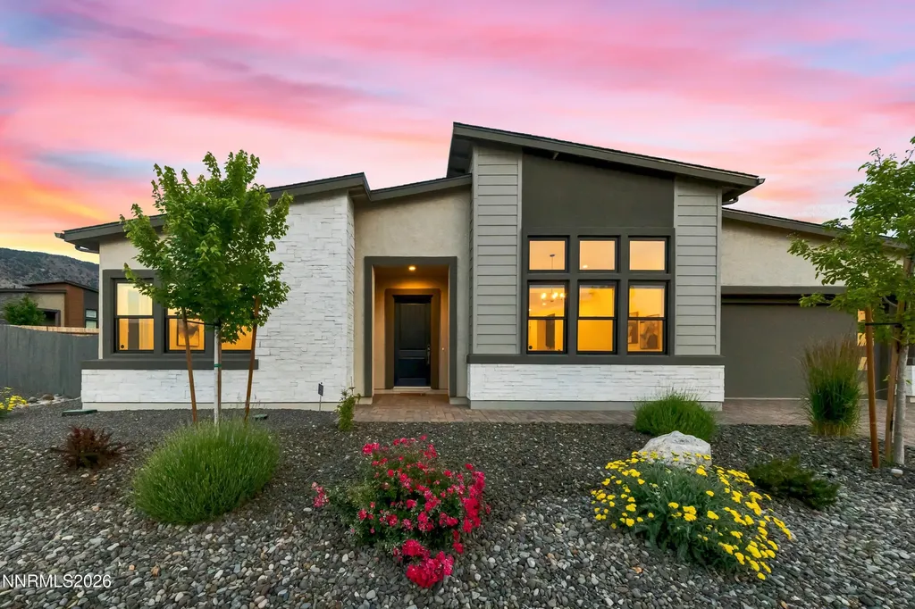 2348 Hammer Falls Reno NV 89521