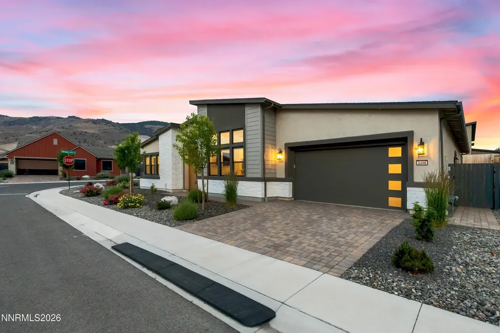 2348 Hammer Falls Reno NV 89521