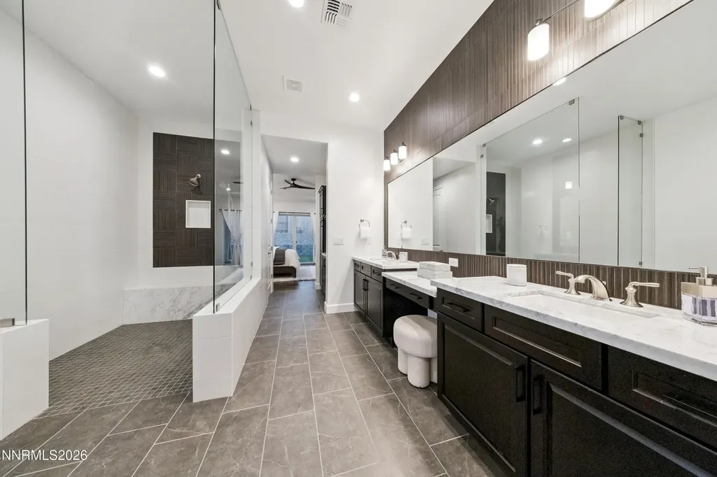2348 Hammer Falls Reno NV 89521