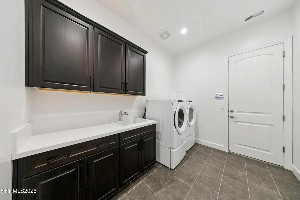 2348 Hammer Falls Reno NV 89521