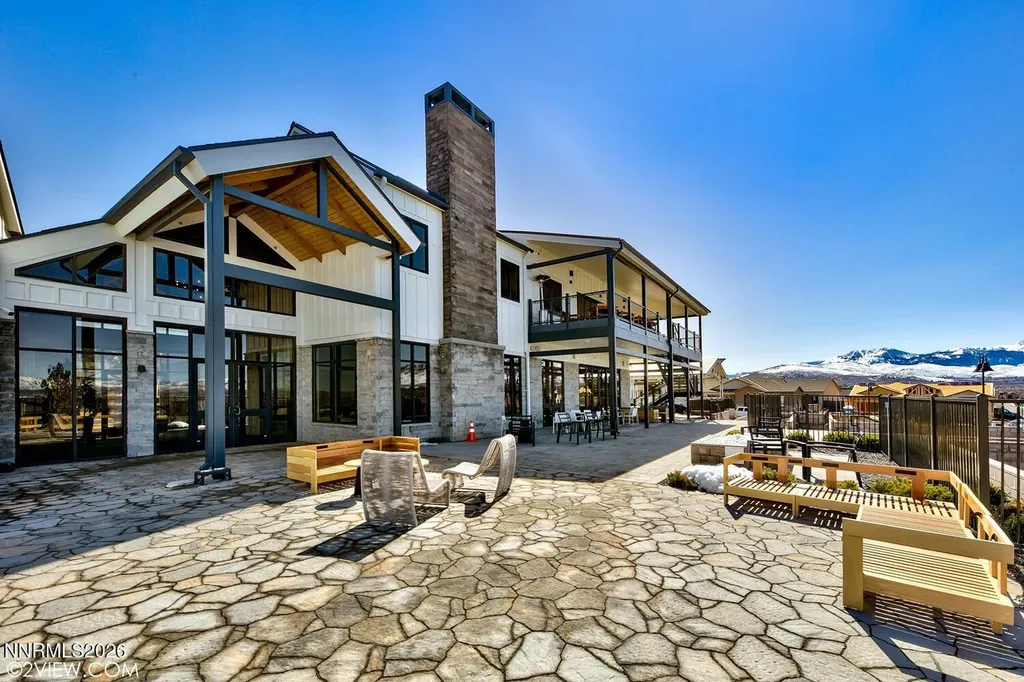 2348 Hammer Falls Reno NV 89521