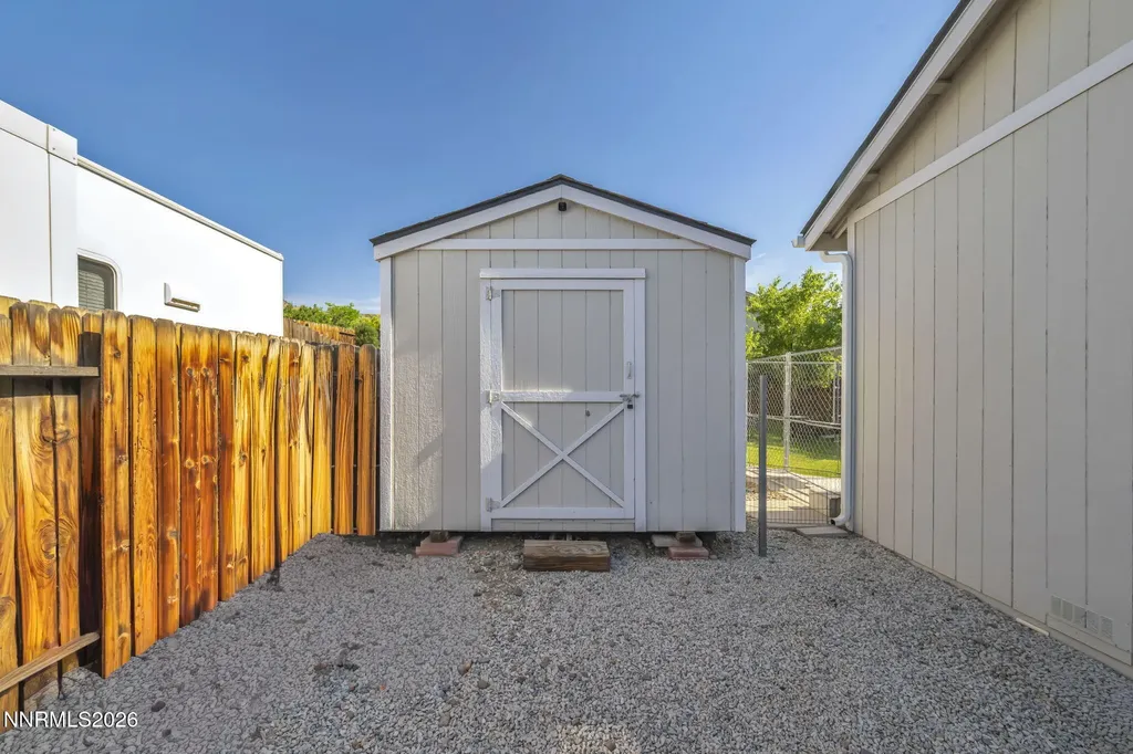 200 Crown Point Dayton NV 89403
