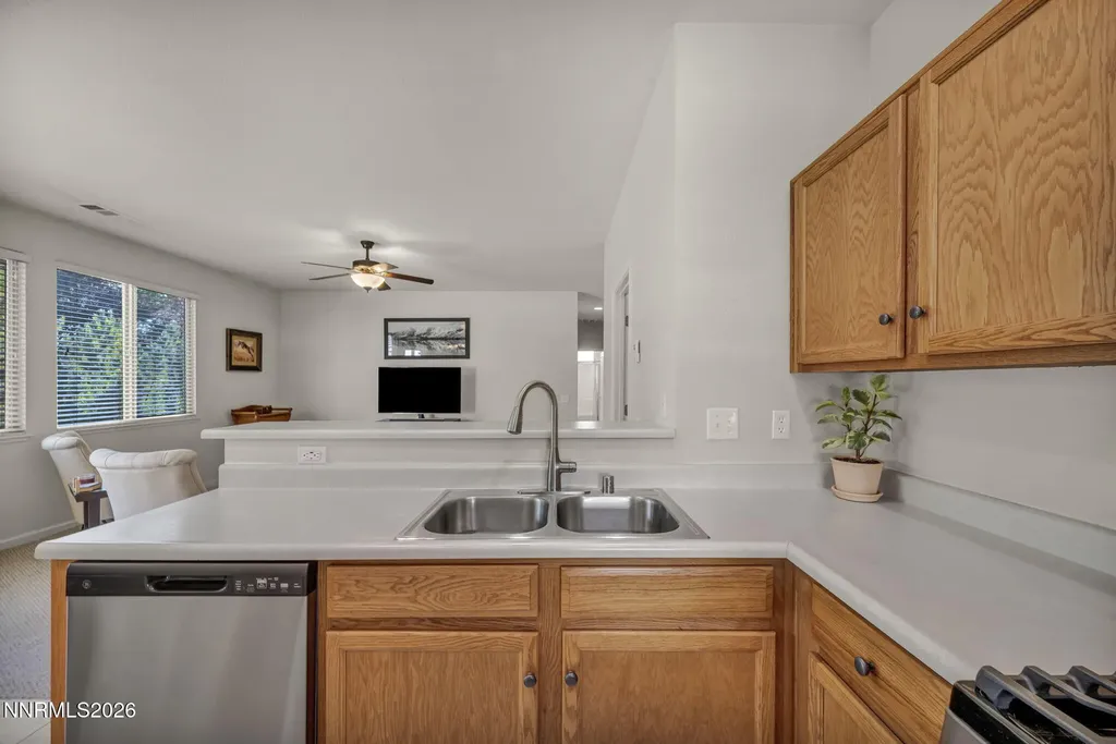 200 Crown Point Dayton NV 89403