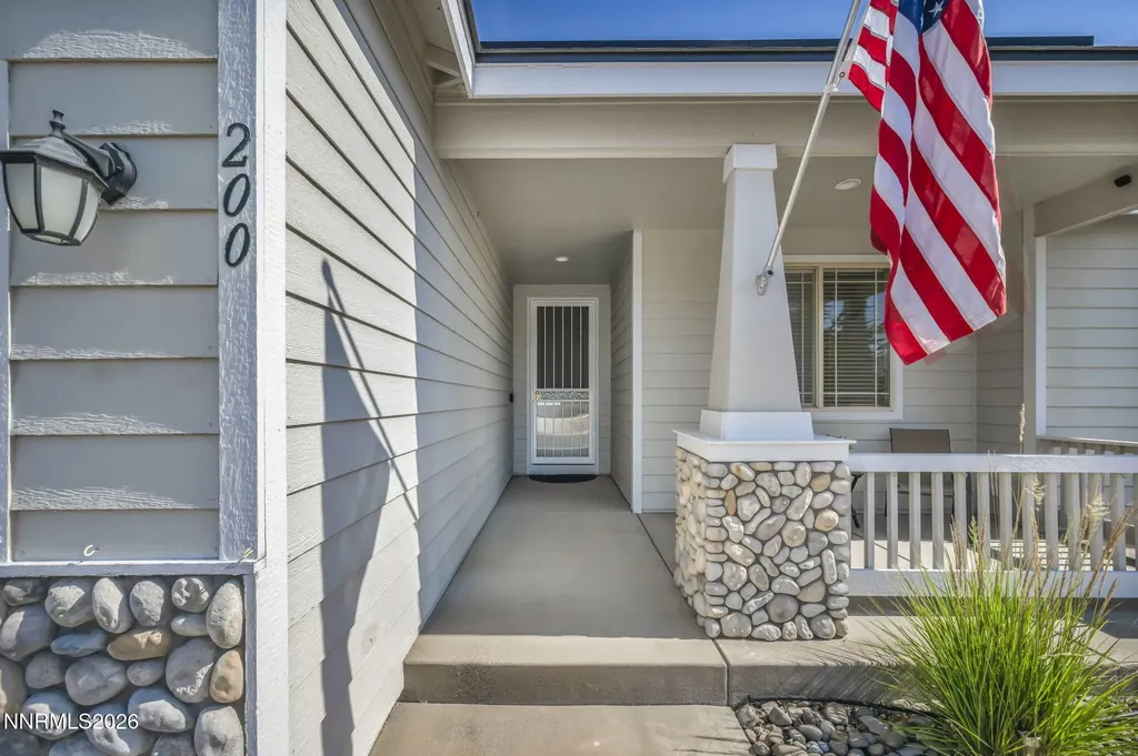 200 Crown Point Dayton NV 89403