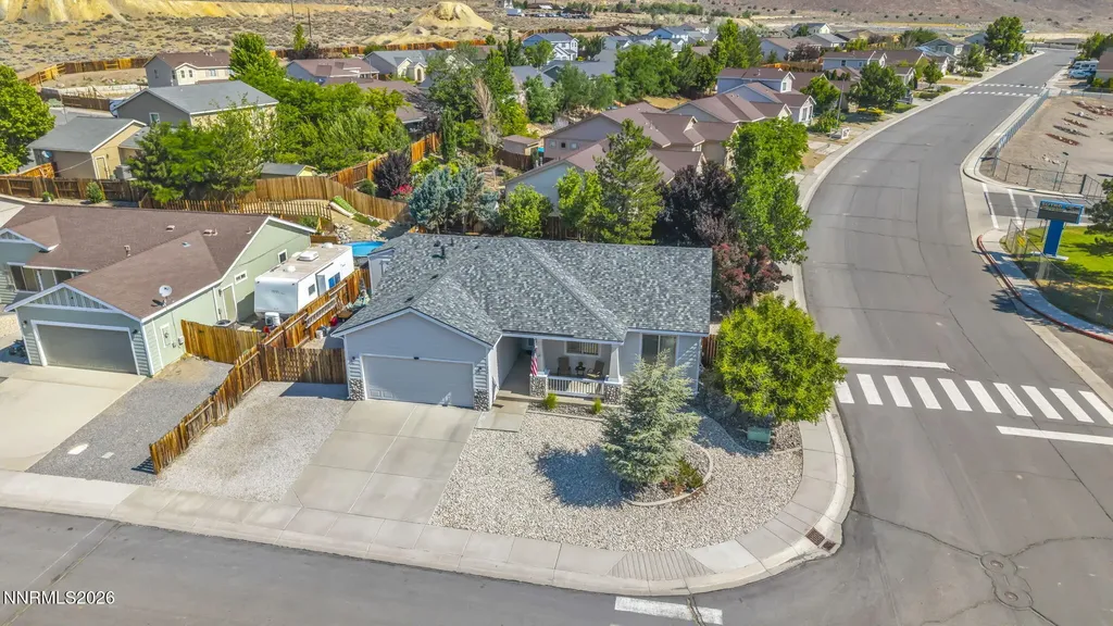 200 Crown Point Dayton NV 89403