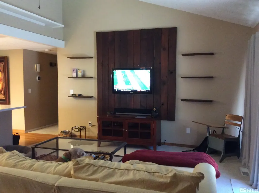 3815 Golden Springs Reno NV 89509