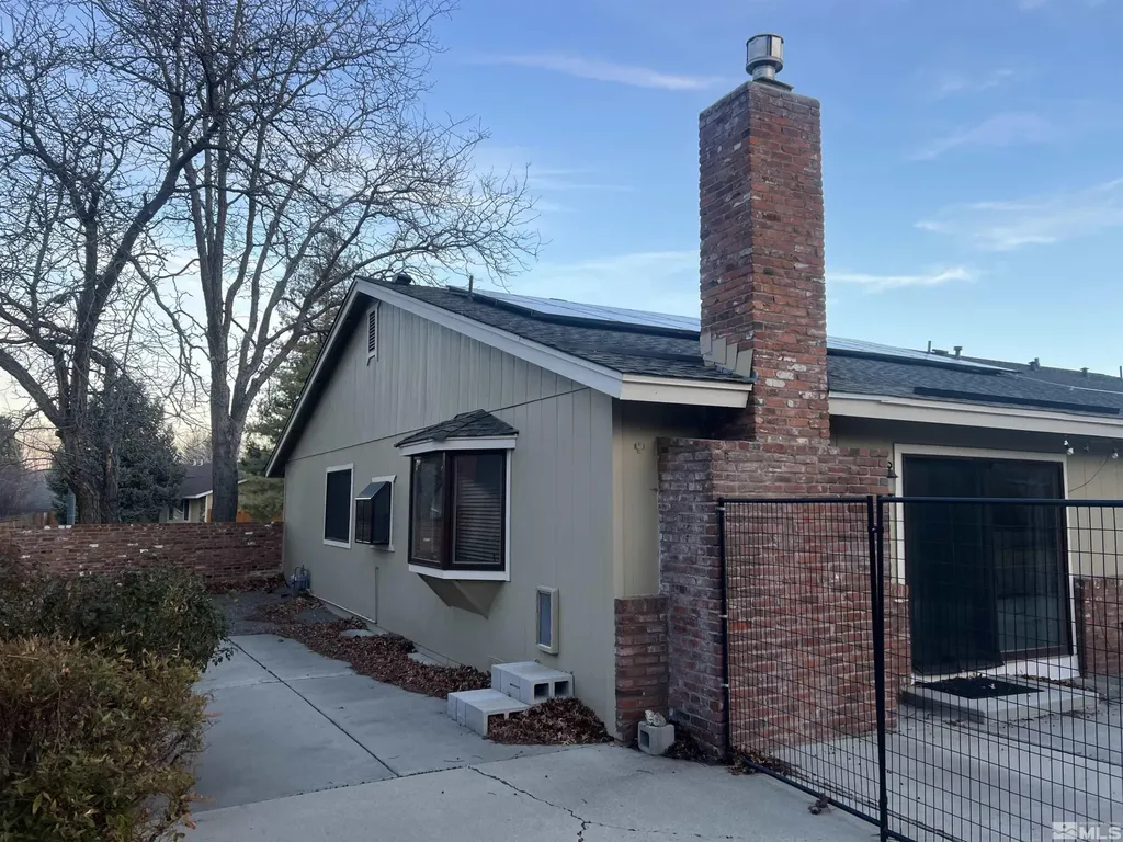 3815 Golden Springs Reno NV 89509