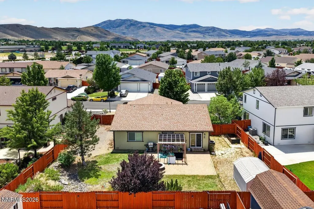 18329 Dustin Reno NV 89508