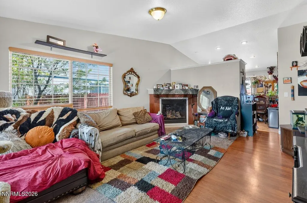 18329 Dustin Reno NV 89508