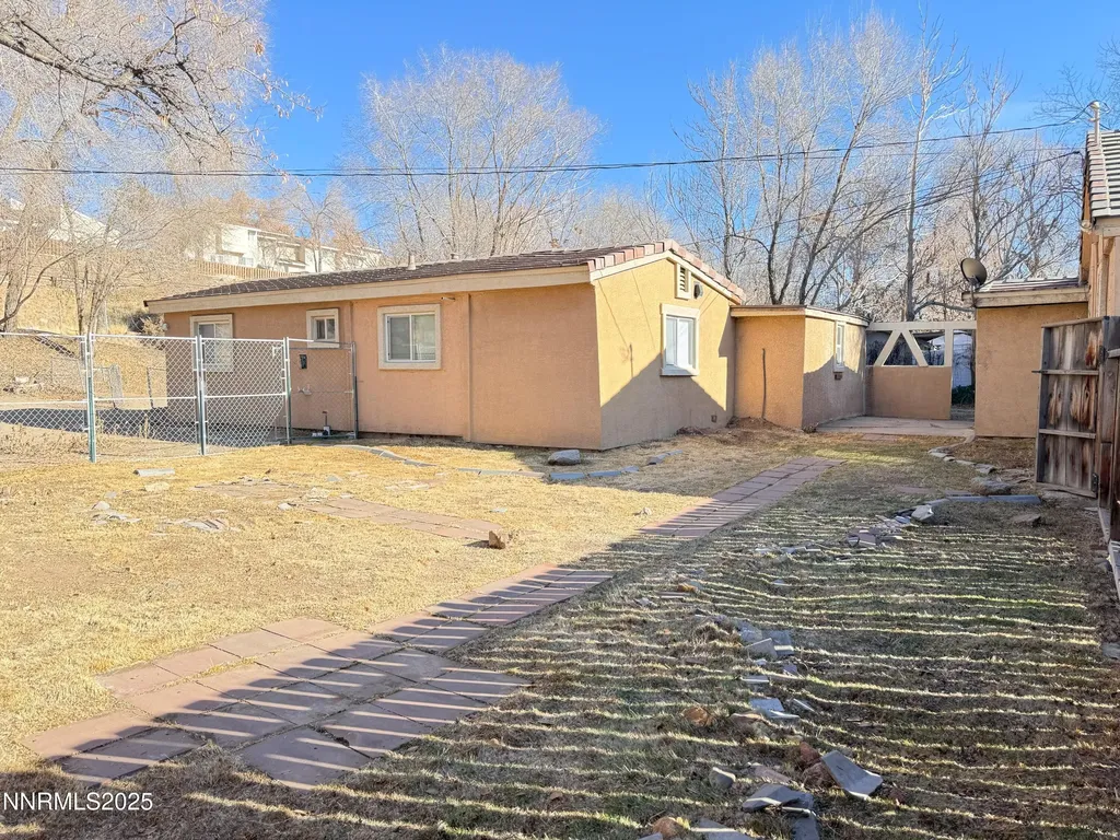 2065 1/2 Whitfield Reno NV 89512