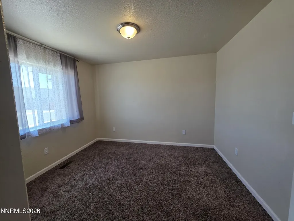 1808 Fort Sutter Fernley NV 89408