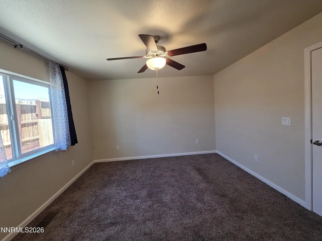 1808 Fort Sutter Fernley NV 89408