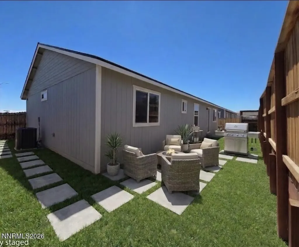 1808 Fort Sutter Fernley NV 89408