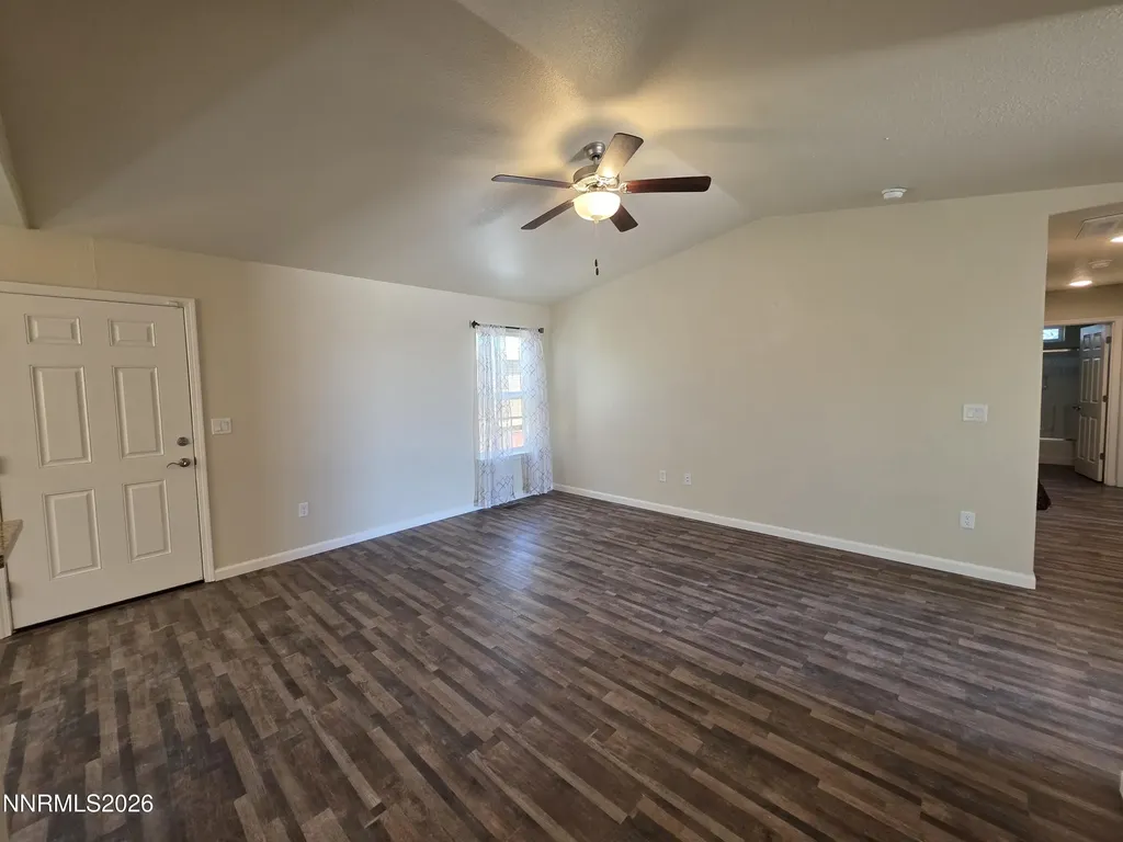 1808 Fort Sutter Fernley NV 89408