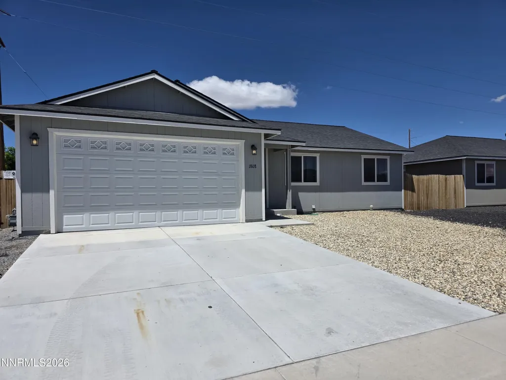 1808 Fort Sutter Fernley NV 89408