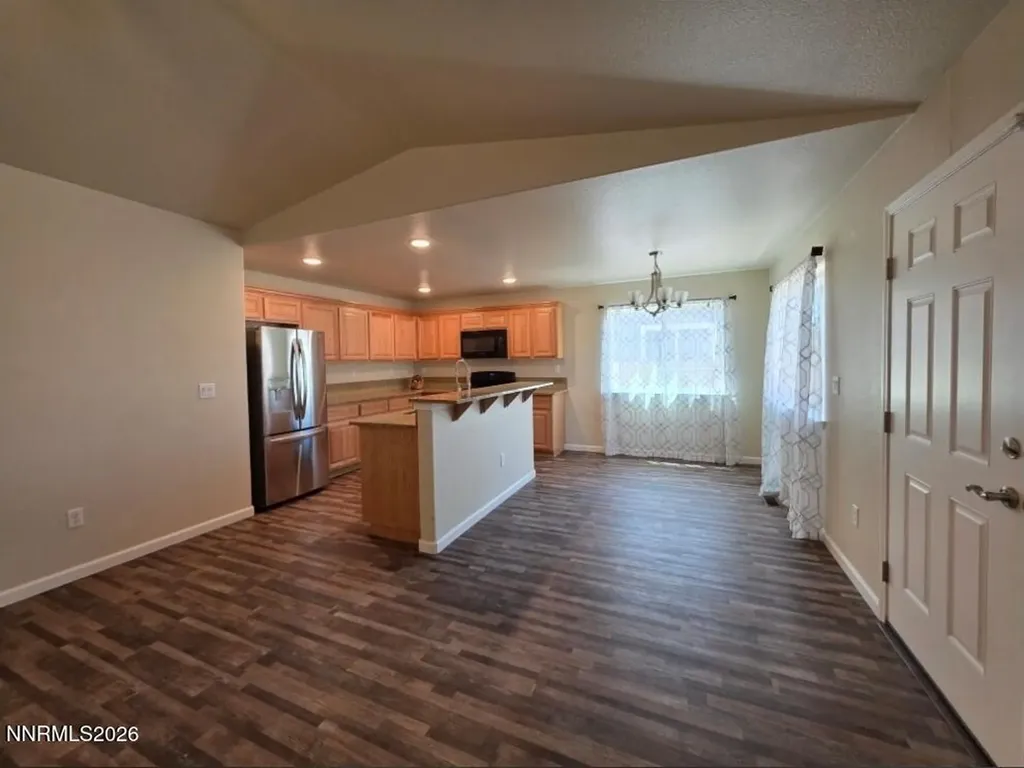 1808 Fort Sutter Fernley NV 89408