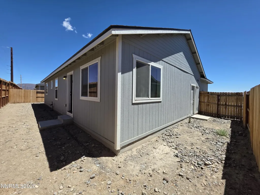 1808 Fort Sutter Fernley NV 89408