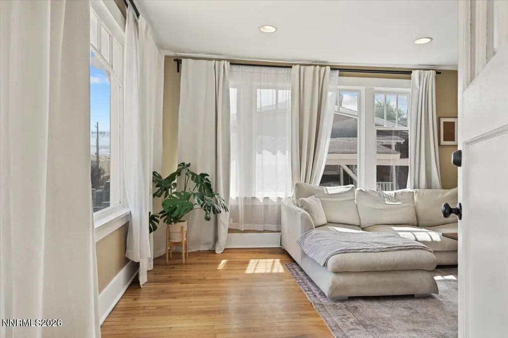 150 Pueblo Reno NV 89509