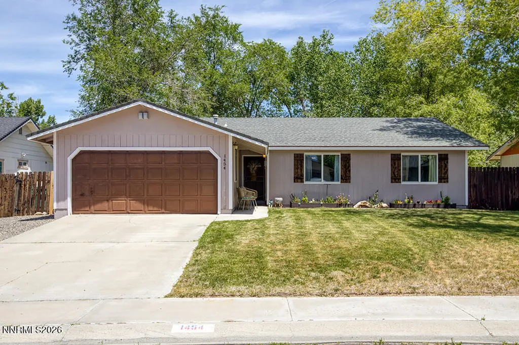 1454 Angora Gardnerville NV 89460