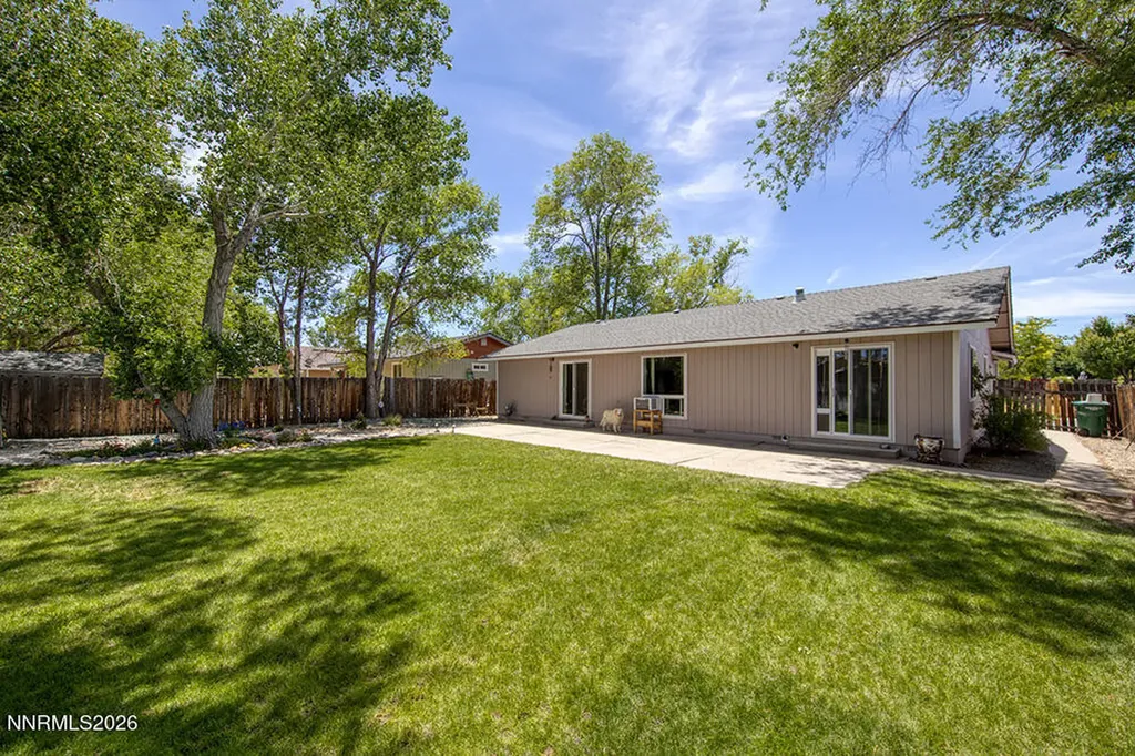 1454 Angora Gardnerville NV 89460