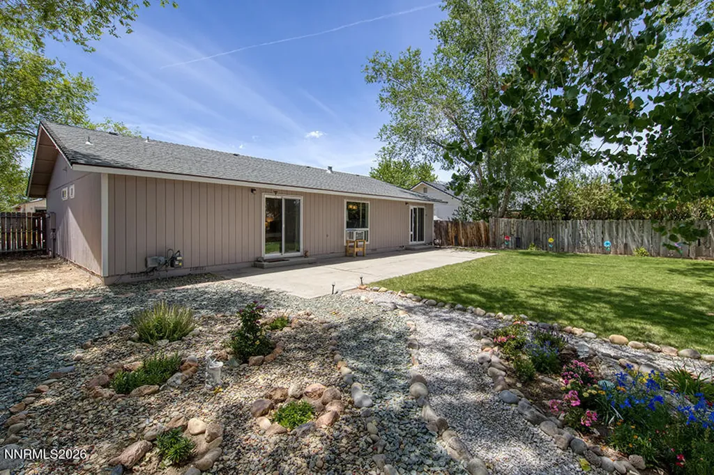 1454 Angora Gardnerville NV 89460