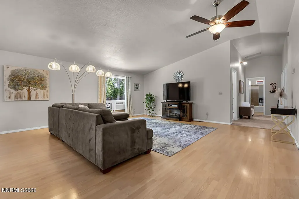1454 Angora Gardnerville NV 89460