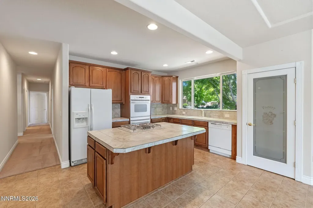 1383 Branden Gardnerville NV 89410