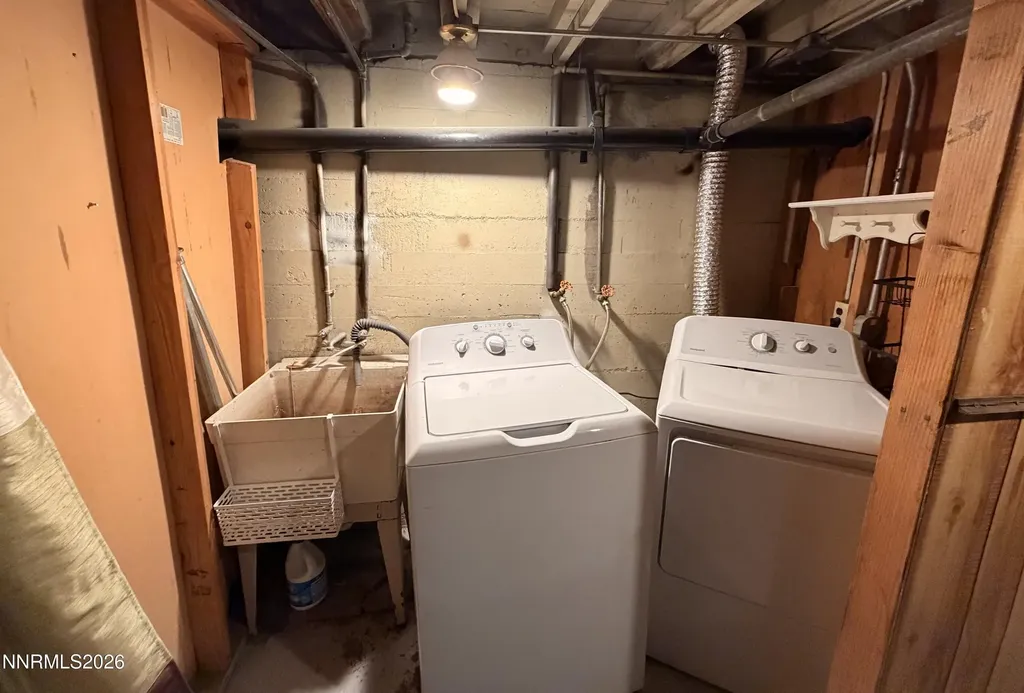 319 Thoma Reno NV 89502